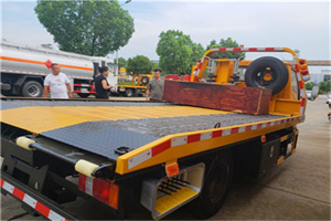 工布江达附近拖车电话号码服务